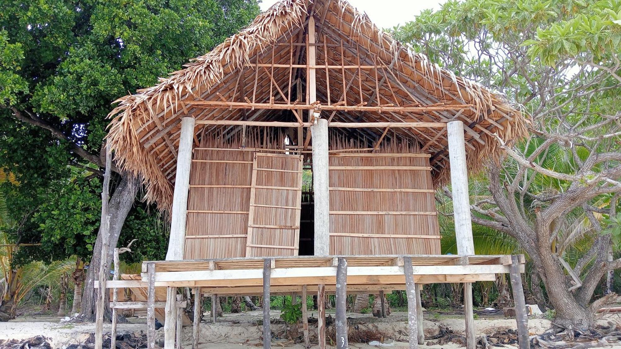 Coco Huts Guest House Waisai Quarto foto